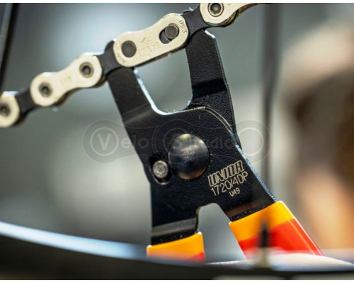 Съёмник и установщик замка цепи Unior Tools Red 6-12 скоростей