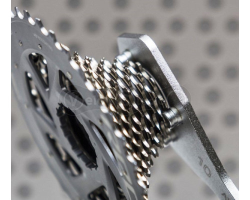 Ключ Unior Tools Red для знімання касети (13/14 зубів)