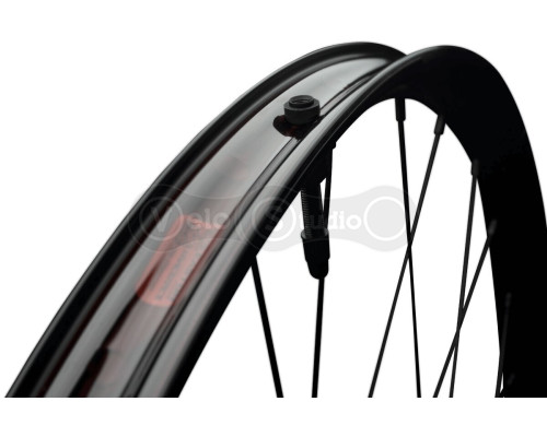 Обід Race Face AEFFECT-R 27,5 дюймів 30 мм 28 спиць