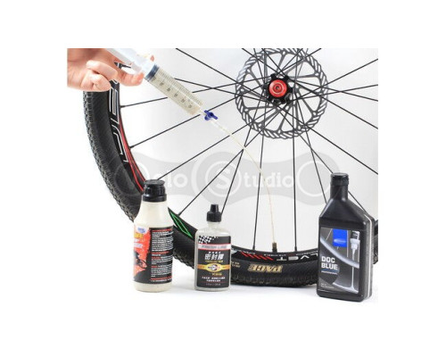 Шприц для заливки герметика в шины RISK RL225-1