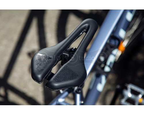 Сідло KLS GRAILON 240 х 140 мм чорне