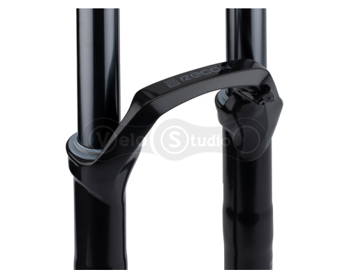 Вилка RockShox Recon Silver RL 27.5 Boost 15x110 Solo Air 120 мм хід