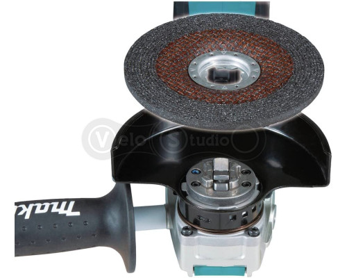 Аккумуляторная болгарка Makita X-LOCK XAG26Z (DGA521Z) 18V