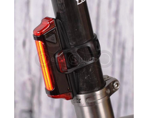 Мигалка задняя Infini SWORD I-461R1 30 диодов, 5 режимов, USB кабель