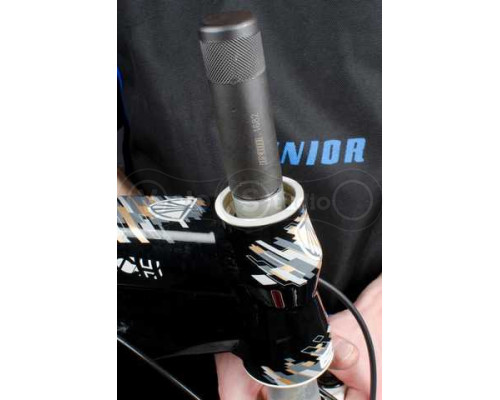 Інструмент Unior Tools для встановлення якоря в шток вилки