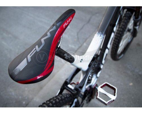Сідло FUNN ADLIB CrMo 285x132 червоне