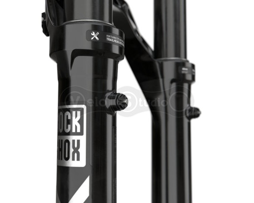 Вилка RockShox Lyrik Ultimate Charger 3 RC2 - 29 Boost 15x110 160mm Gloss Black Tpr 44offset DebonAir