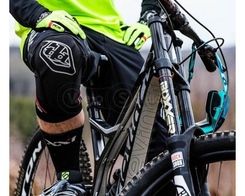 Наколенники TLD T-BONE Knee Guard [Black] XS/SM