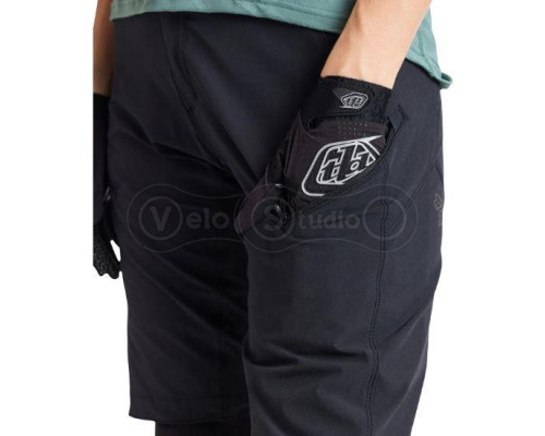 Жіночі вело шорти TLD WMNS Llilium Short Shell [BLack] XS