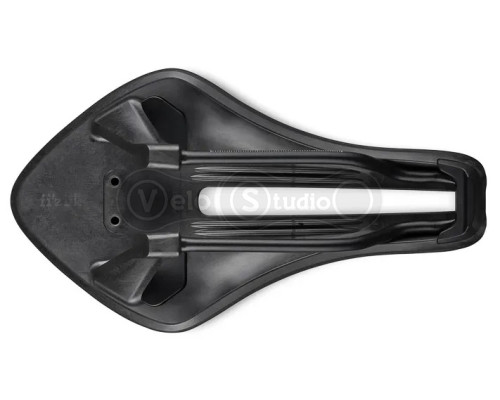 Седло Fizik Aeris LD R5 - 135mm, Triathlon, TT, вес 230гр, black (242x135 мм)