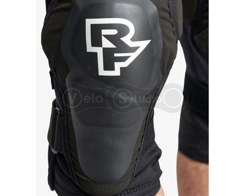 Вело наколенники RACE FACE ROAM KNEE STEALTH размер M