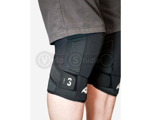 Вело наколінники BLUEGRASS 3Straps Knee Protector CE S
