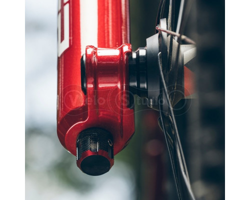 Вилка RockShox BoXXer Ultimate Charger3 - 29 Boost 20x110 200mm Red D1