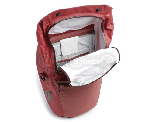 Велосумка на багажник DEUTER Mainhattan 17+10 цвет 5335 redwood-ink