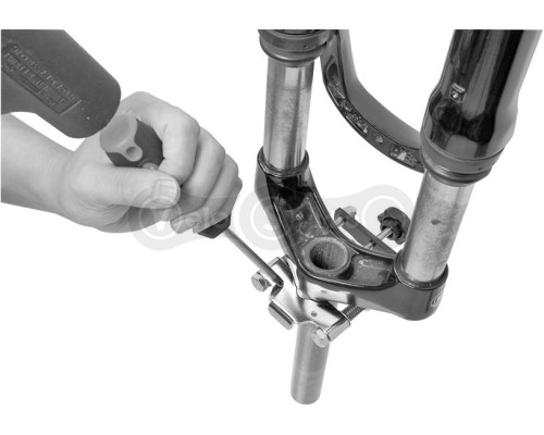 Знімач SuperB ТБ-1925 для нижнього кермового кільця