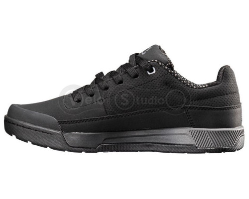Вело взуття LEATT 2.0 Flat Shoe [Stealth], US8.5