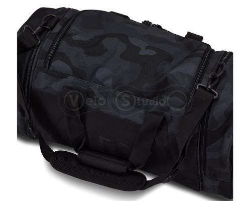 Сумка для спорту FOX DUFFLE 180 BAG - CAMO [Black], Duffle Bag