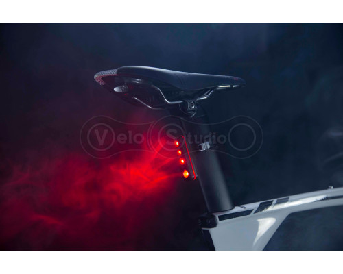 Мигалка задня Knog Blinder Road R70 70 Lumens Black