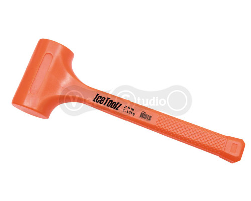 Молоток Ice Toolz 17N1 резиновый