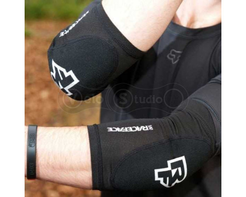 Налокотники Race Face CHARGE ARM
