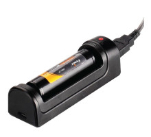 Зарядное устройство Fenix ARE-X1