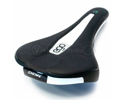 Седло DDK 2373A Memory Foam 272x140 чёрное с белым