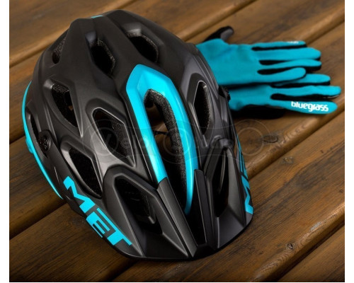 Вело шолом MET Lupo Black Light Blue M (54-58 см)
