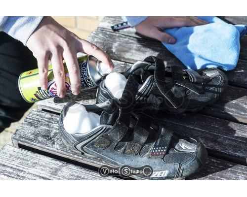 Очищувач Muc-Off Helmet Foam Fresh Cleaner 400 мл