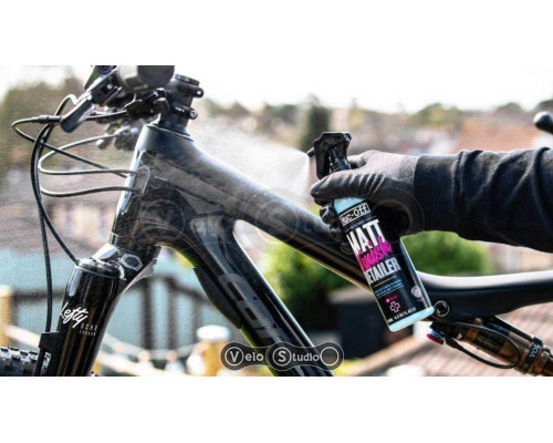 Поліроль Muc-Off Matt Finish Detailer 250 ml для матової поверхні
